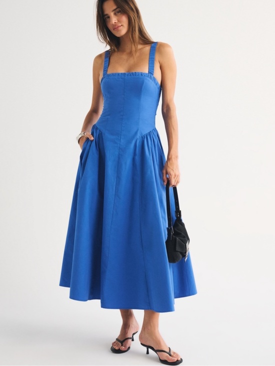 Abercrombie & Fitch Dresses & Skirts - Abercrombie Blue Ruched Neckline Dipped Waist Midi Dress 100% Cotton Small P